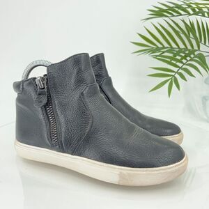 Gentle Souls Carter Chelsea Ankle Boots Women's 6.5 Black Leather Bootie Sneaker